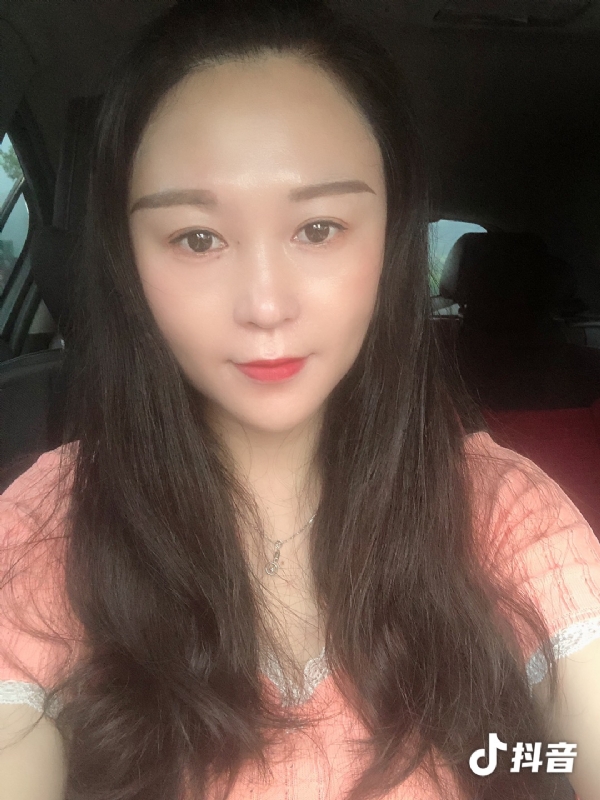 云云的第一张照片--青岛相亲服务中心