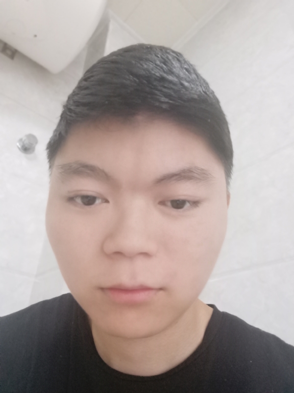 秦洋的第二张照片--青岛相亲服务中心