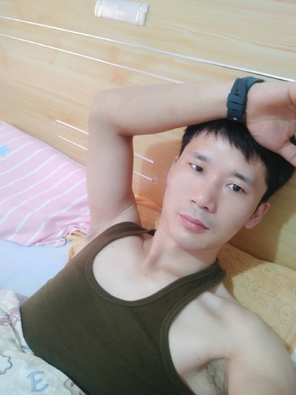 平凡之路的第一张照片--青岛相亲服务中心