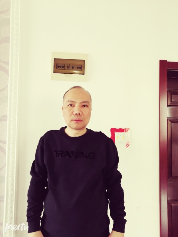 酒香四溢的第二张照片--青岛相亲服务中心