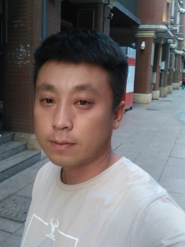 冰冷的心的第一张照片--青岛相亲服务中心