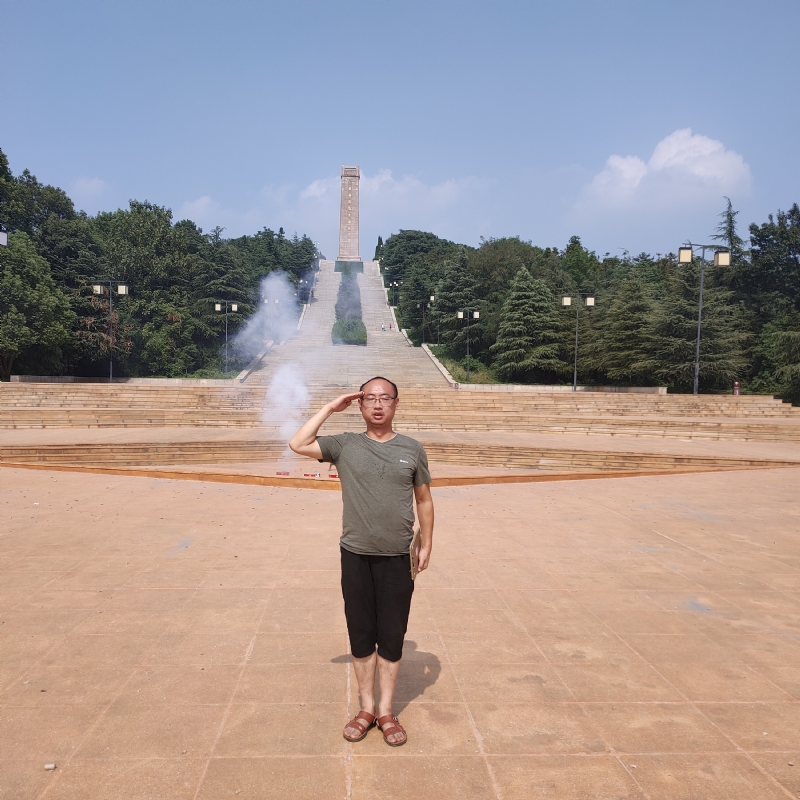 不惑的第一张照片--青岛相亲服务中心