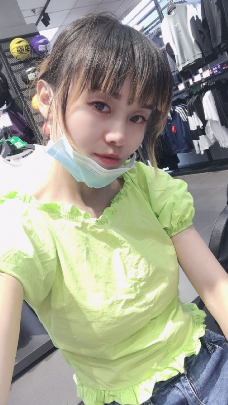 婀娜袅袅的第一张照片--青岛相亲服务中心