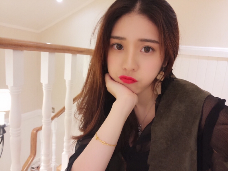 陈怡的第一张照片--青岛相亲服务中心