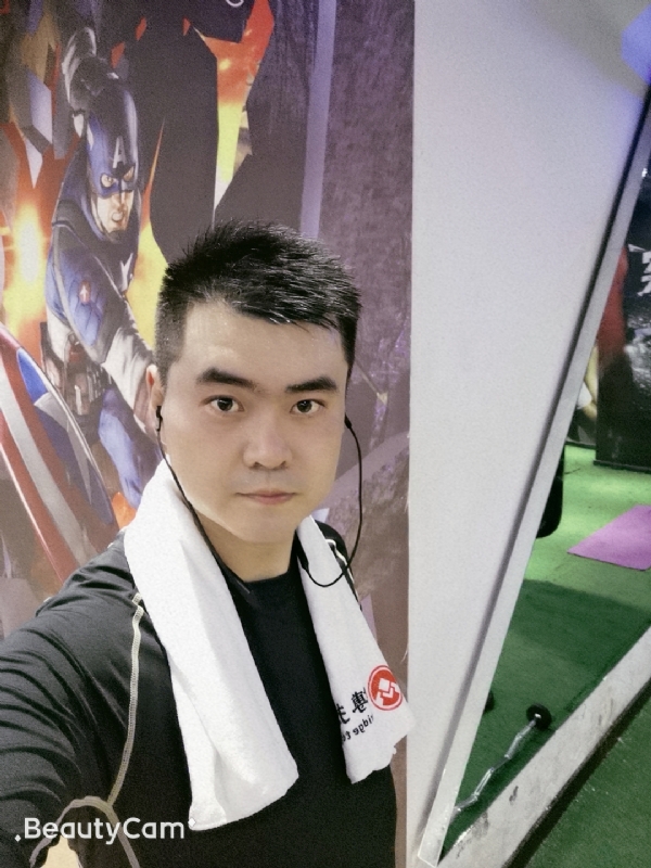 会飞的猪蹄花的第一张照片--青岛相亲服务中心