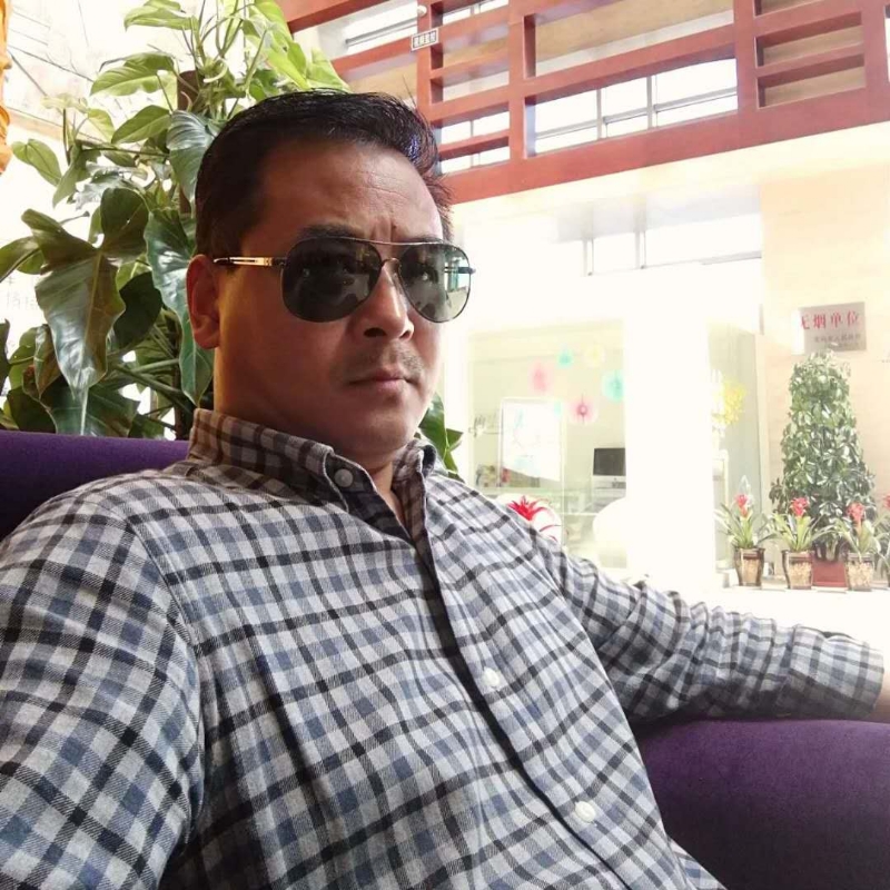 雪豹的第一张照片--青岛相亲服务中心