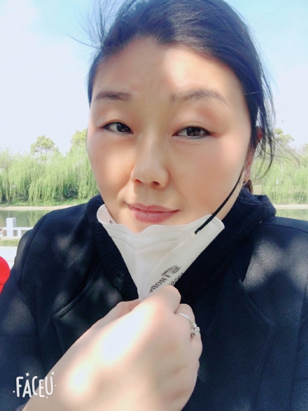 花开半夏的第一张照片--青岛相亲服务中心