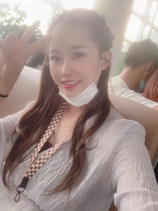 宁乙的第二张照片--青岛相亲服务中心