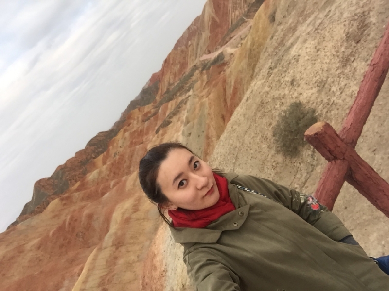 依雪的第一张照片--青岛相亲服务中心