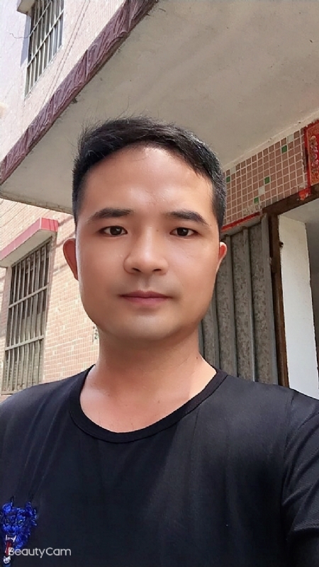 言飞的第二张照片--青岛相亲服务中心