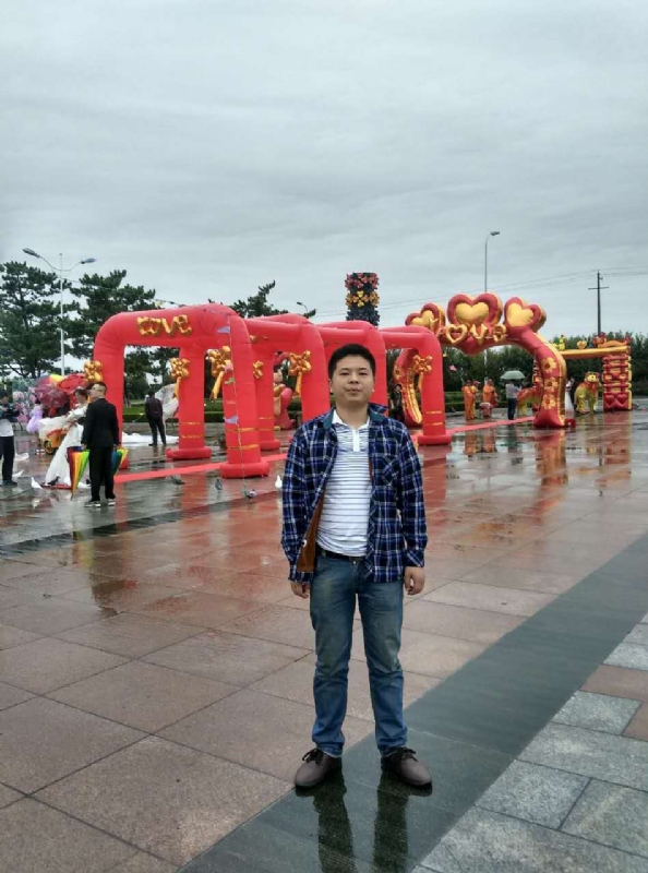 在奋斗的第三张照片--青岛相亲服务中心