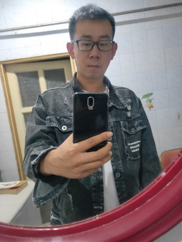 纸上谈兵的第一张照片--青岛相亲服务中心