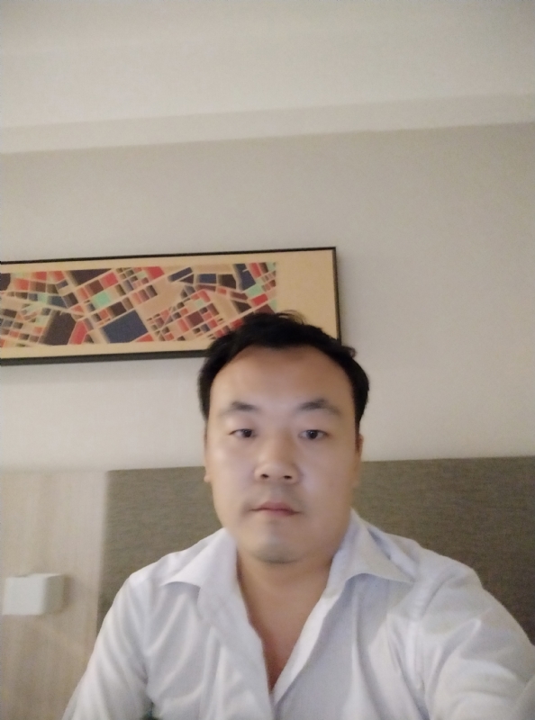 落叶寂寞的第一张照片--青岛相亲服务中心