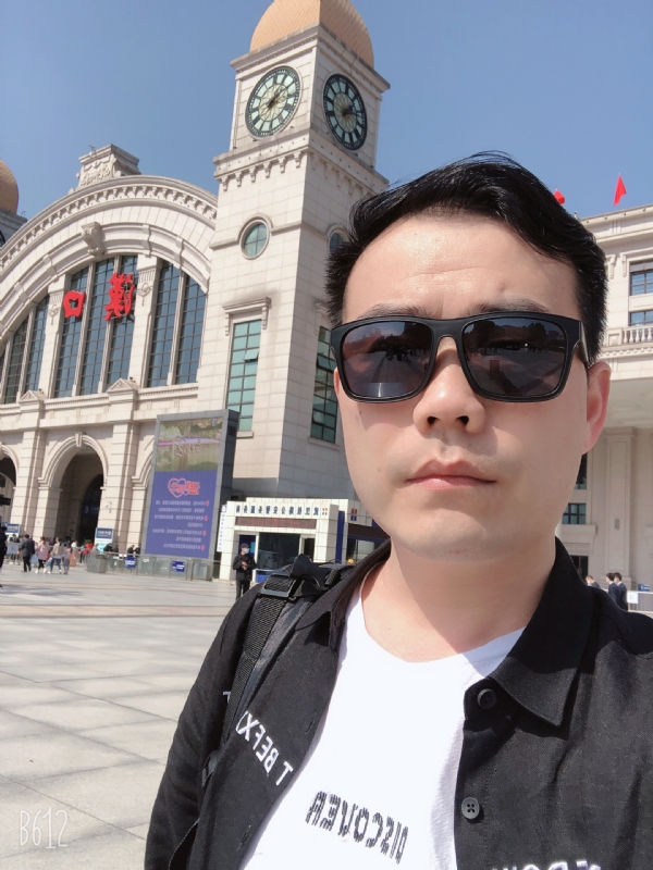 楚河畔的第一张照片--青岛相亲服务中心