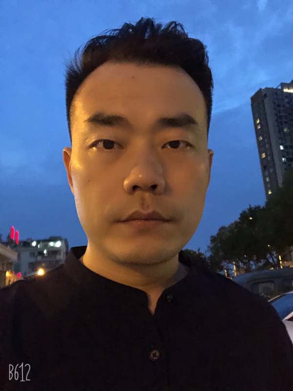 楚河畔的第二张照片--青岛相亲服务中心