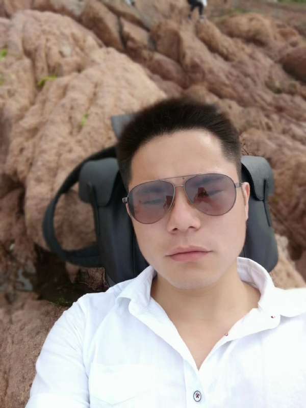 易听的第一张照片--青岛相亲服务中心