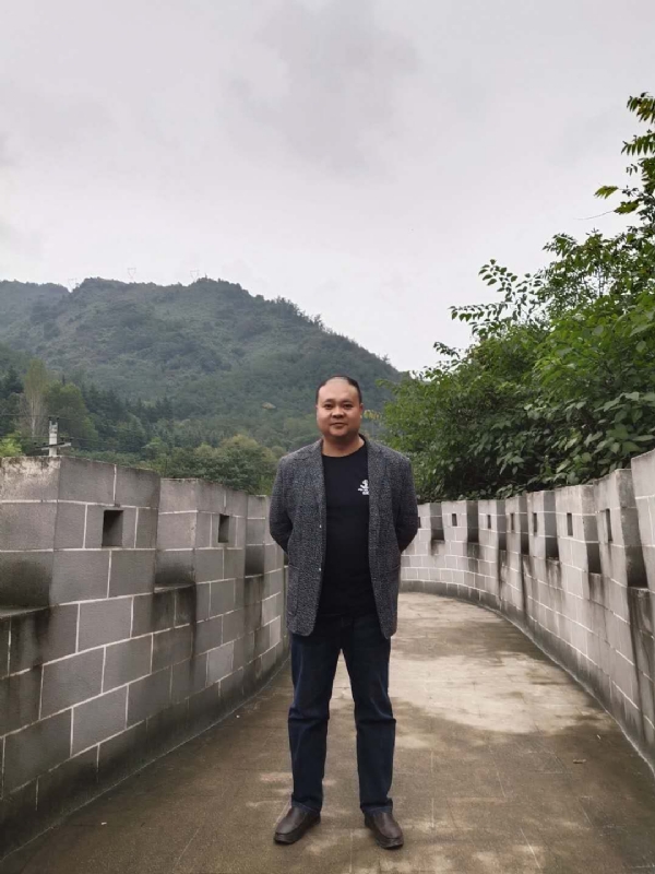 玉竹的第一张照片--青岛相亲服务中心