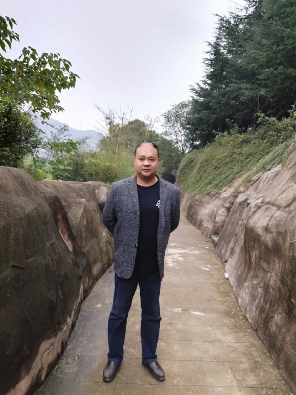 玉竹的第三张照片--青岛相亲服务中心