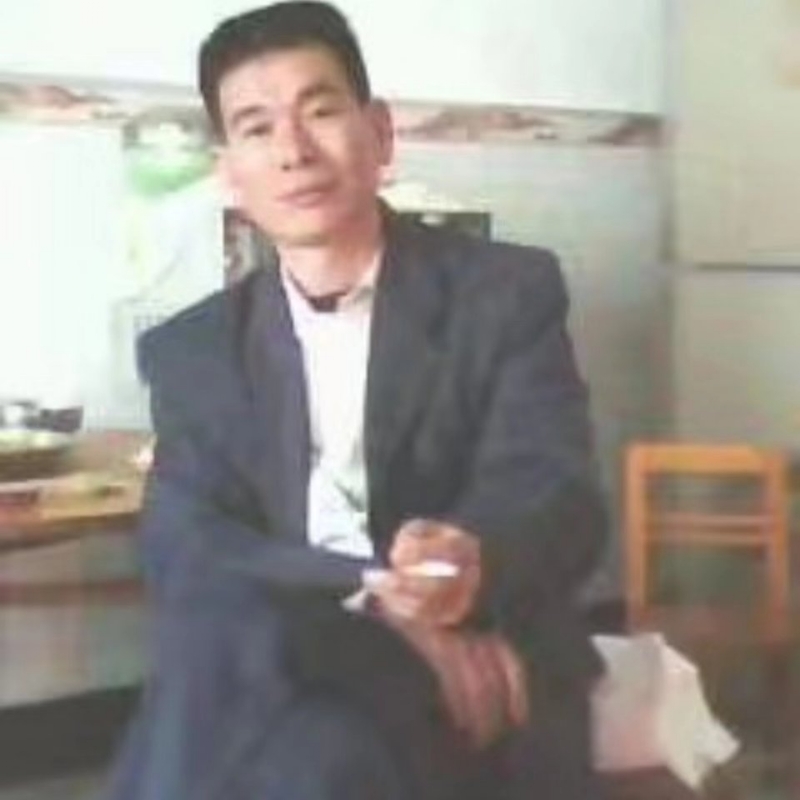 阳光照耀的第一张照片--青岛相亲服务中心