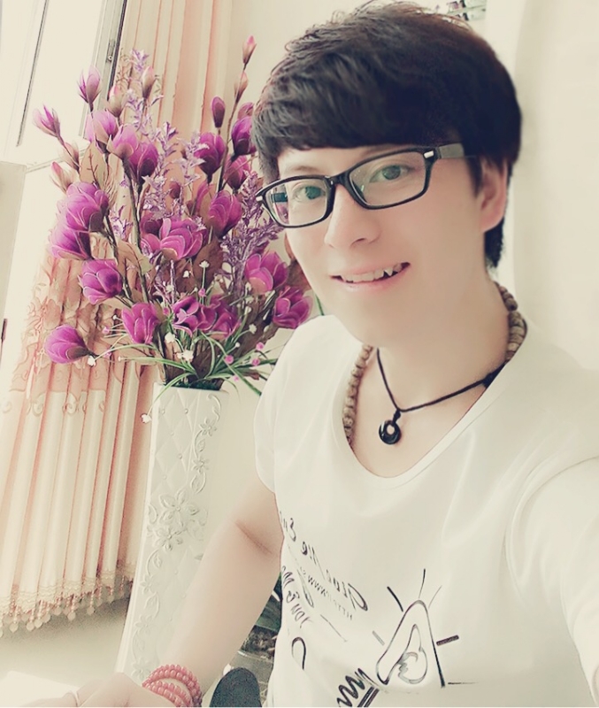 半°的第三张照片--青岛相亲服务中心