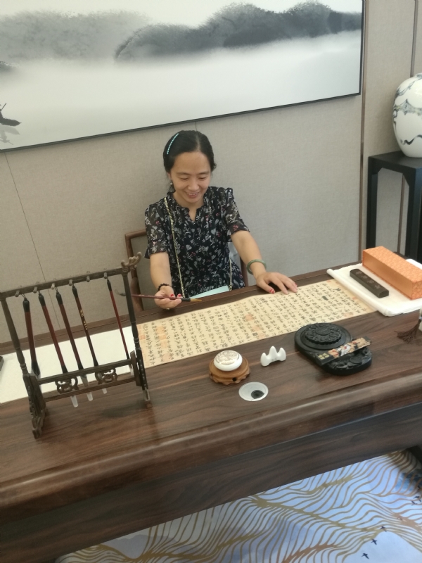 anna的第一张照片--青岛相亲服务中心