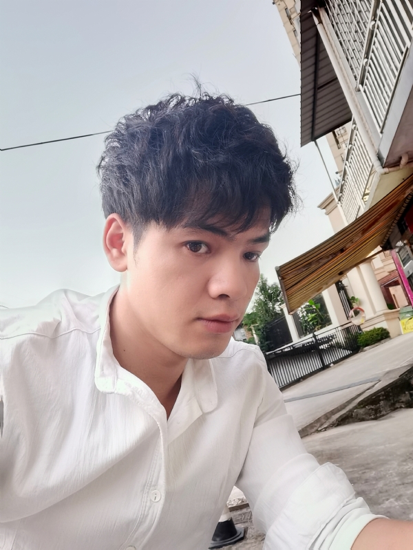 幕后老板的第二张照片--青岛相亲服务中心