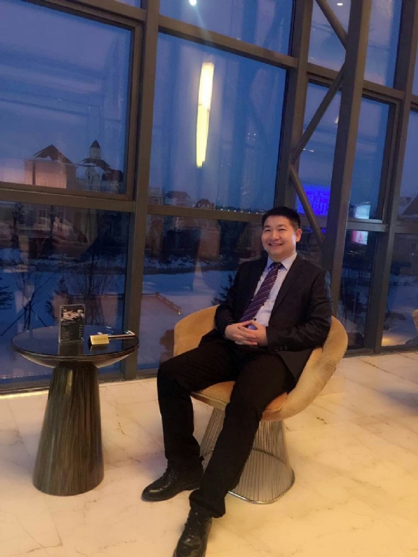 四只老虎的第一张照片--青岛相亲服务中心