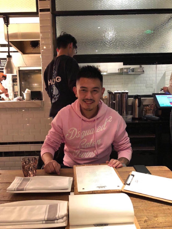 雪云飘的第一张照片--青岛相亲服务中心