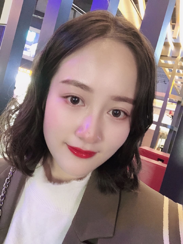 米苏娜娜的第一张照片--青岛相亲服务中心