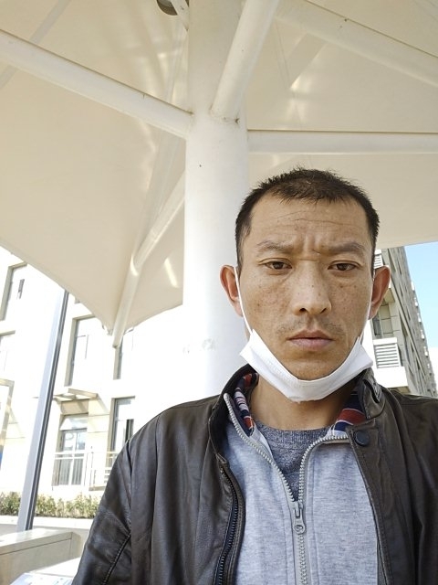 孤狼的第一张照片--青岛相亲服务中心