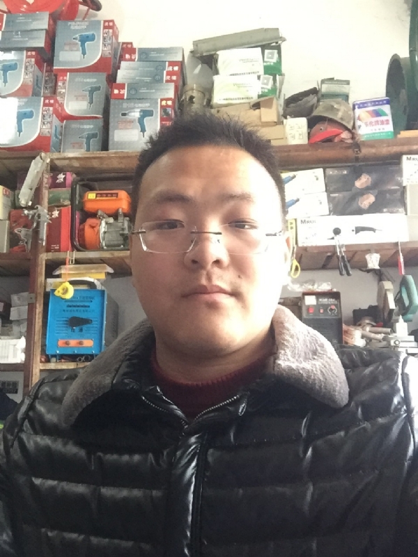 鼎福的第一张照片--青岛相亲服务中心