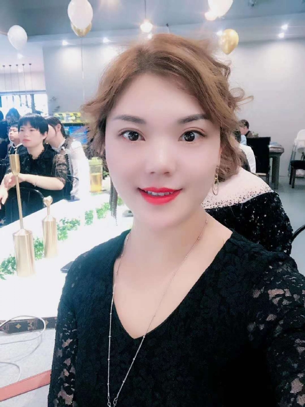 CY的第三张照片--青岛相亲服务中心