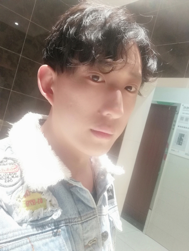 鲸落ii的第一张照片--青岛相亲服务中心