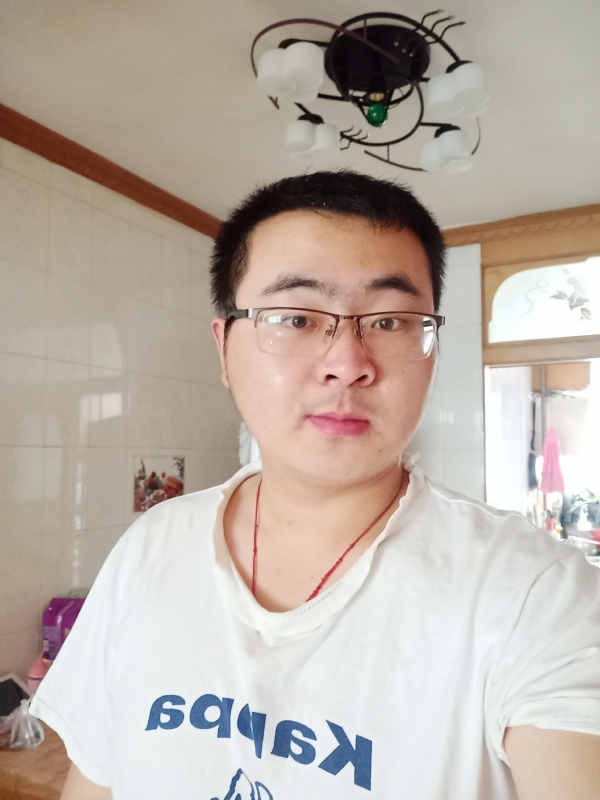 于磊的第一张照片--青岛相亲服务中心