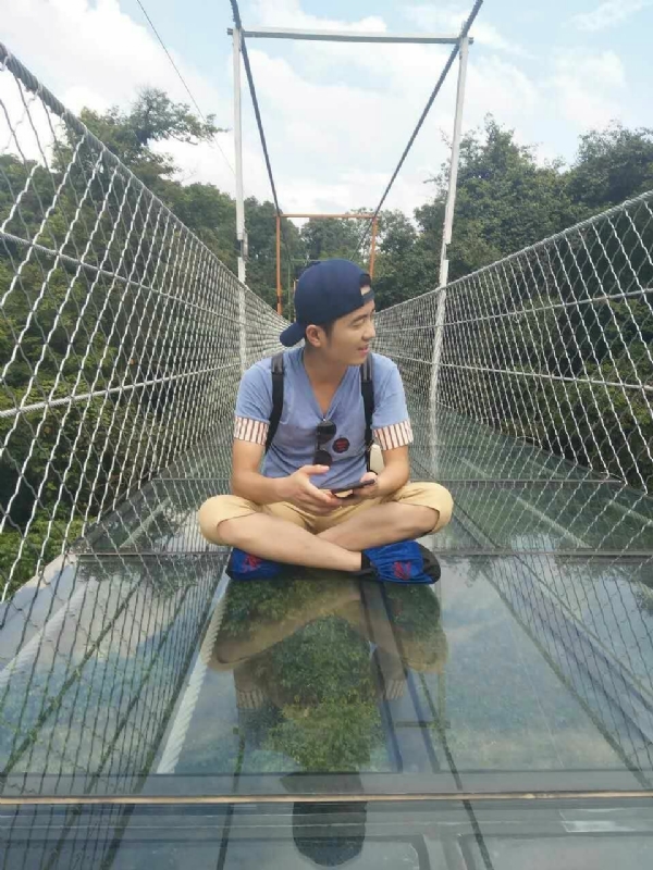 李青的第一张照片--青岛相亲服务中心