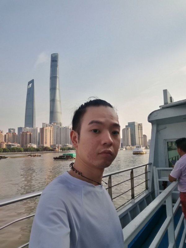 寻找爱情的孤单的第一张照片--青岛相亲服务中心