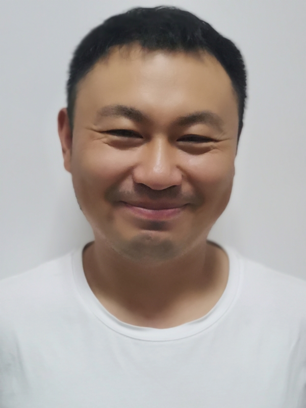 汪老师的第一张照片--青岛相亲服务中心