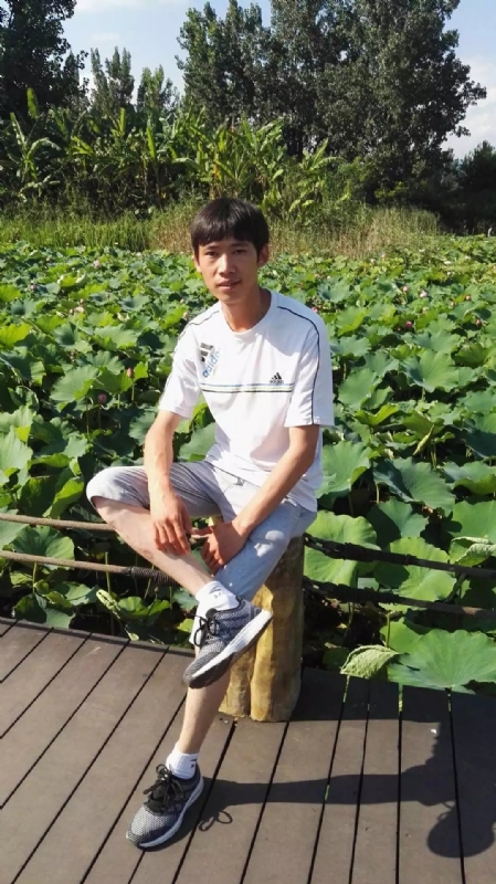 洛佐山娃的第一张照片--青岛相亲服务中心