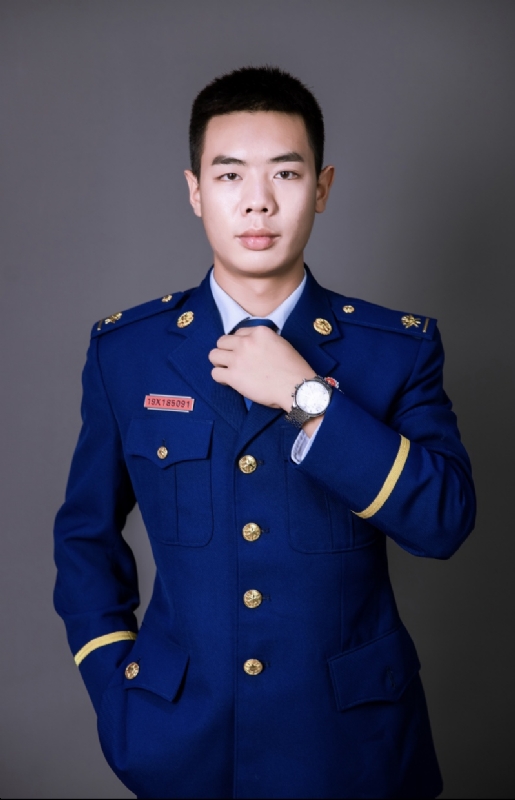 YANG的第一张照片--青岛相亲服务中心