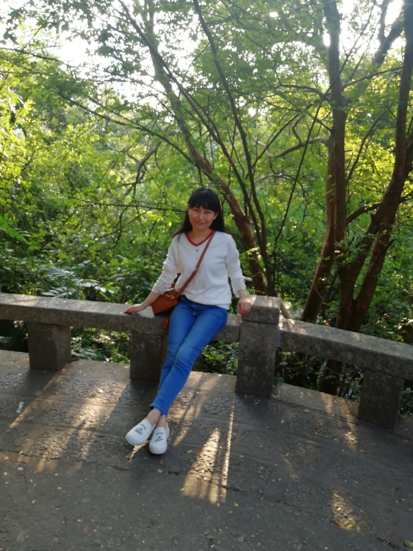 夏陌的第一张照片--青岛相亲服务中心