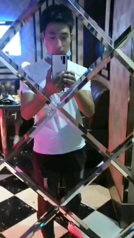 暖心的第一张照片--青岛相亲服务中心