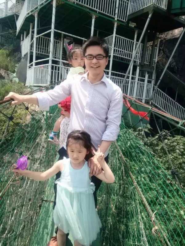 fengye的第一张照片--青岛相亲服务中心