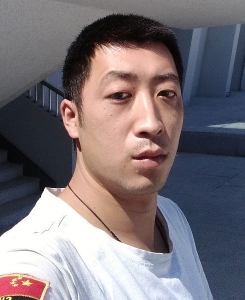 小小的第一张照片--青岛相亲服务中心