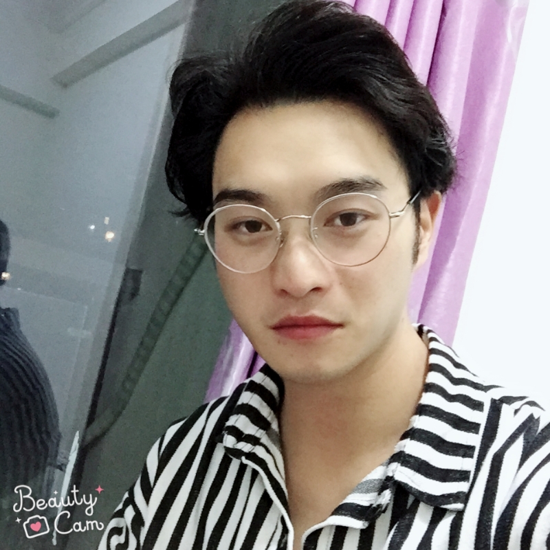 四月的第二张照片--青岛相亲服务中心