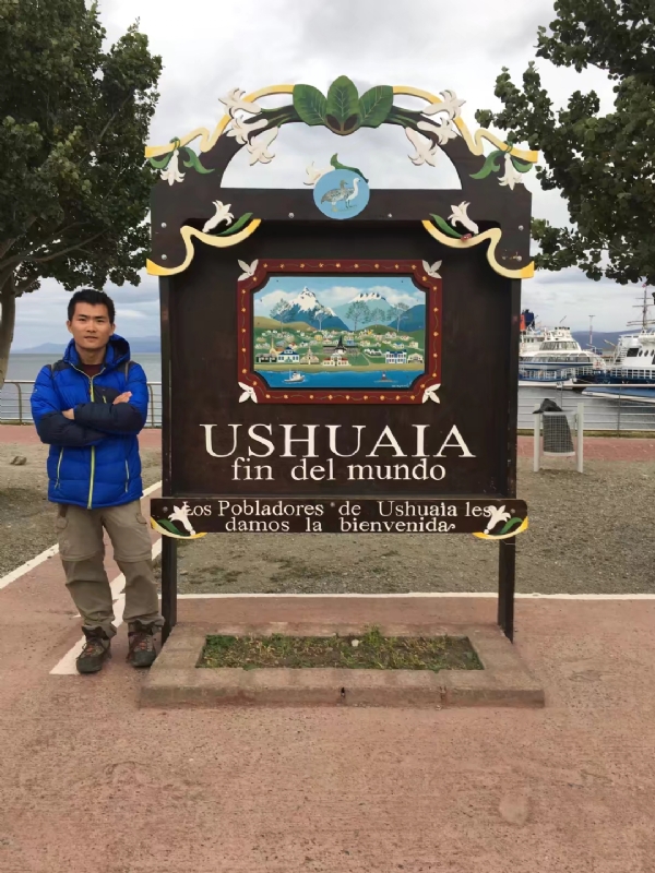 龍少的第一张照片--青岛相亲服务中心