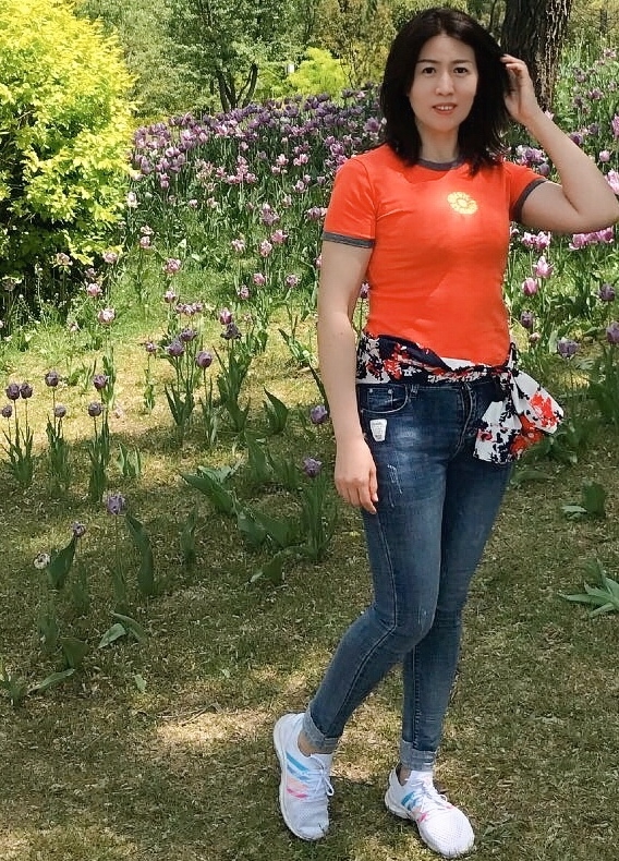 华的第一张照片--青岛相亲服务中心