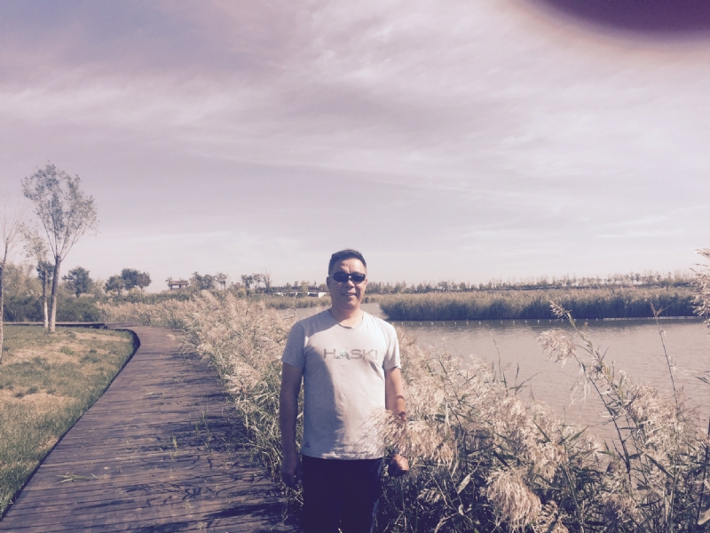 卓哥的第一张照片--青岛相亲服务中心