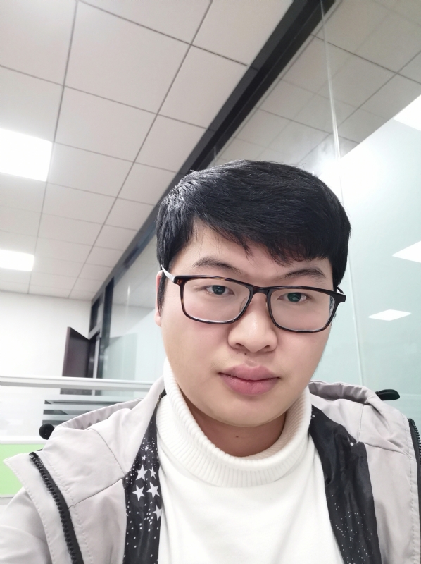 乀漓洛的第一张照片--青岛相亲服务中心