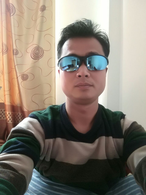 上岸天子的第二张照片--青岛相亲服务中心