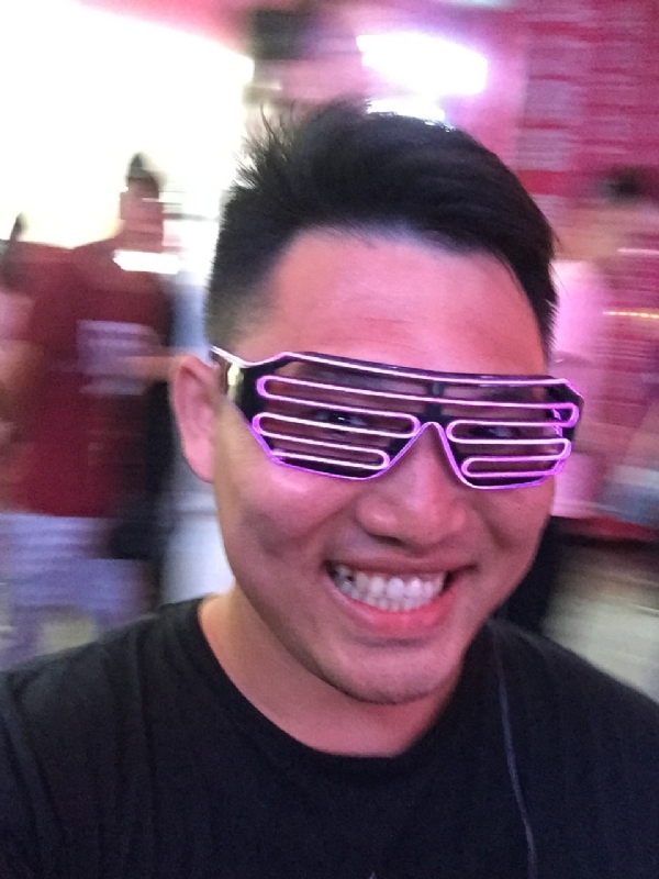 大菠萝的第一张照片--青岛相亲服务中心